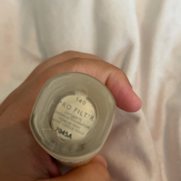 Fenty foundation - Picture 3 of 5